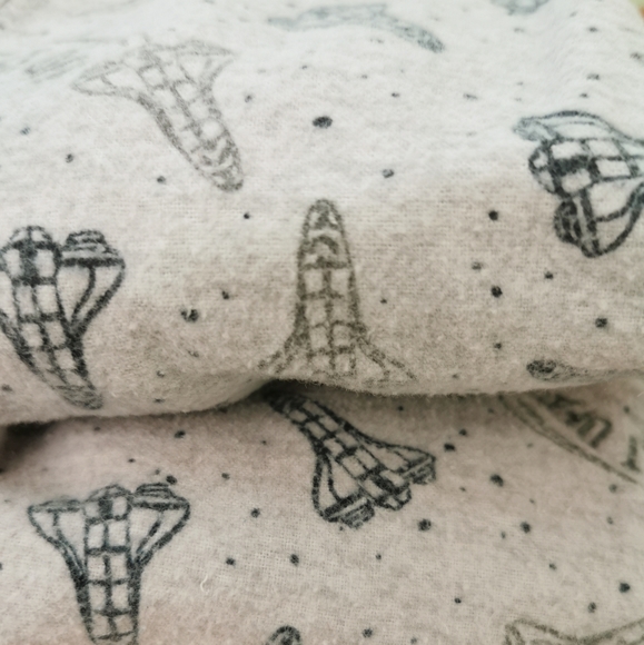 Lot #1 George Boys Size 4-5- PJs - Picture 14 of 14